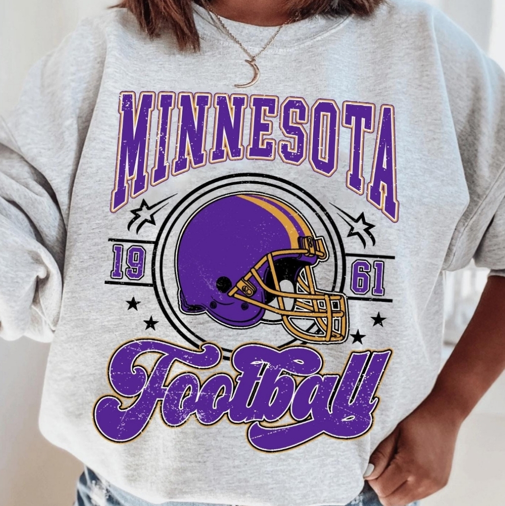 Minnesota Vikings Pro Football Retro Graphic Crewneck Sweatshirt NEW